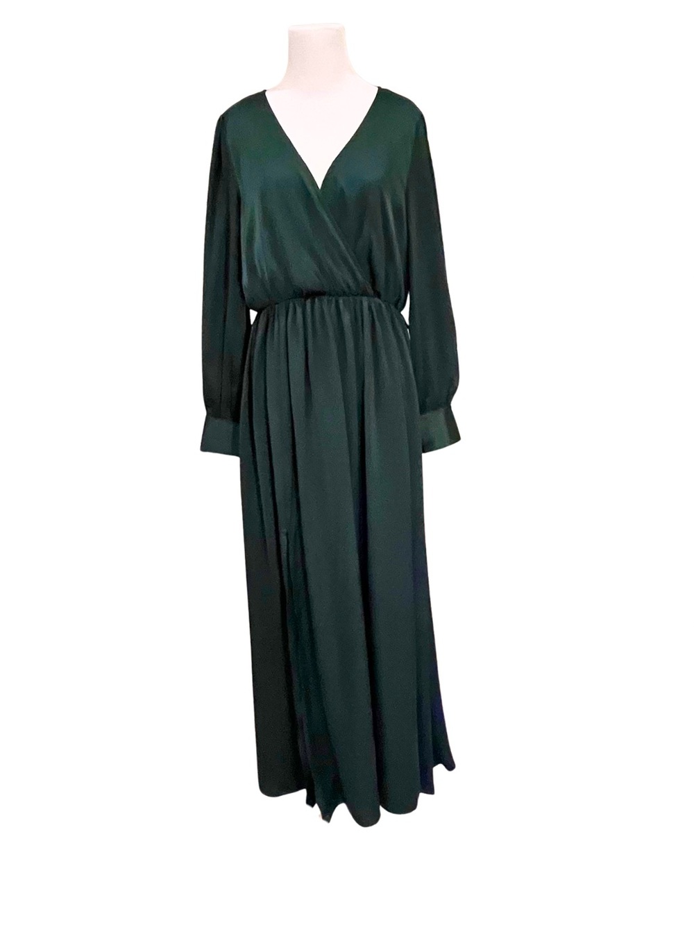 Baltic Born | NWT* | Large | Dark Emerald Green Long Sleeve Satiny Maxi Dress
